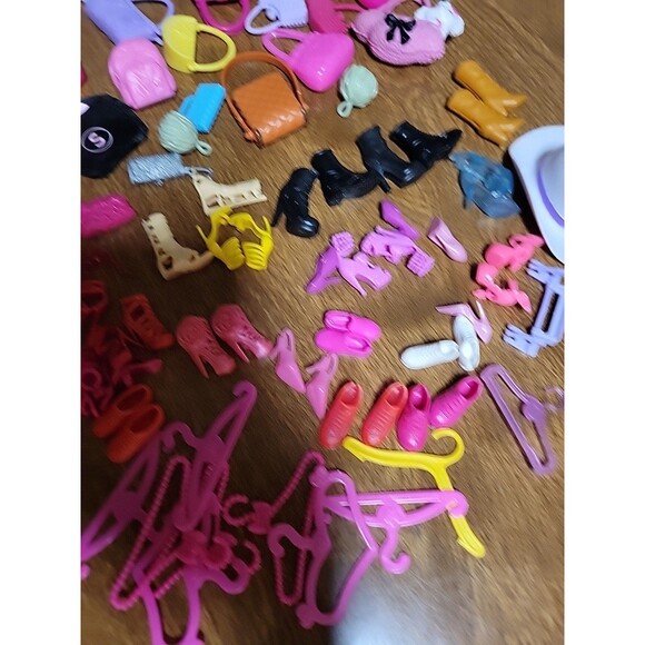 Barbie Fashion Dolls Mix Match fashion Boutique items Dress shoes jewelry - Picture 13 of 16